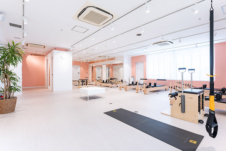 URBAN CLASSIC PILATES 福岡天神の公式掲載写真