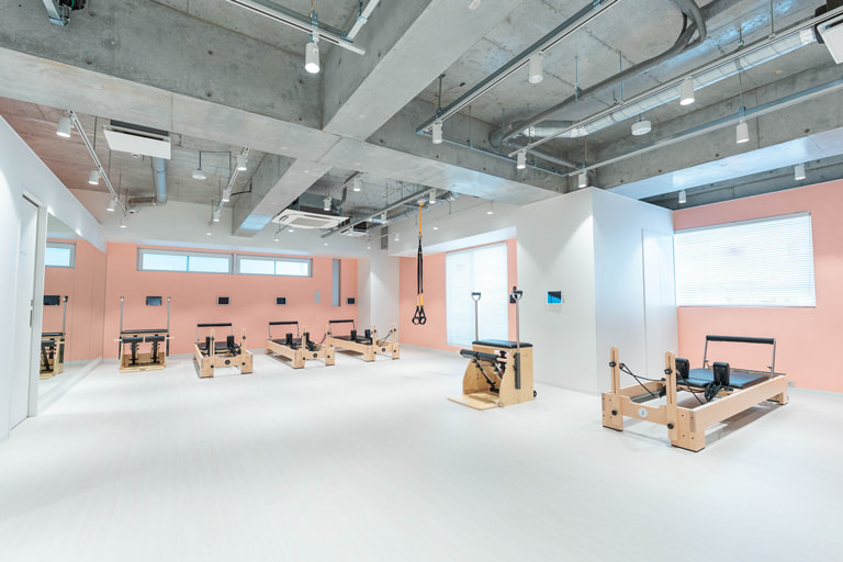 URBAN CLASSIC PILATES 庄内の公式掲載写真