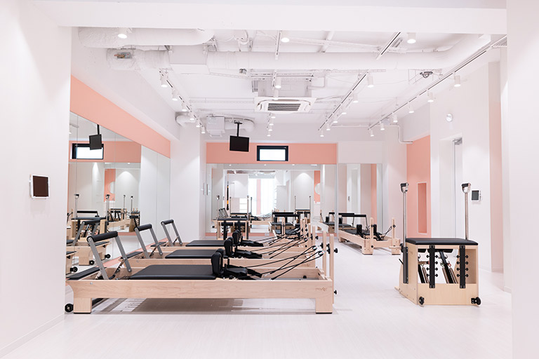URBAN CLASSIC PILATES 仙川の公式掲載写真