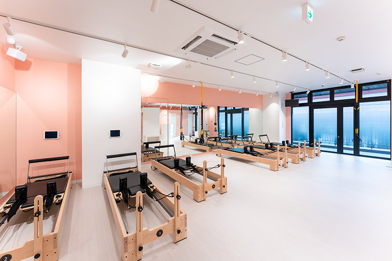 URBAN CLASSIC PILATES 大橋の公式掲載写真